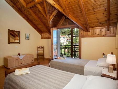 Villa Fernanda'S Traditional 2 Floor House à Poros  Extérieur photo