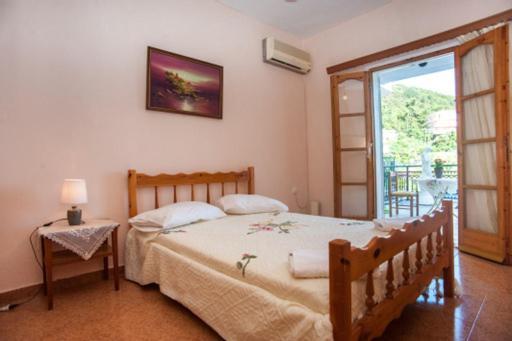 Villa Fernanda'S Traditional 2 Floor House à Poros  Extérieur photo