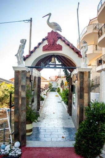 Villa Fernanda'S Traditional 2 Floor House à Poros  Extérieur photo