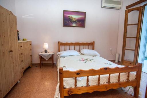 Villa Fernanda'S Traditional 2 Floor House à Poros  Extérieur photo